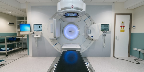 放射線治療にも種類がある!放射線の種類による治療効果の違いは? がん免疫療法コラム 6種複合免疫療法